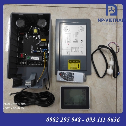 Bộ điều khiển 12 cấp tốc độ (Có màn hình hiển thị ở dưới)