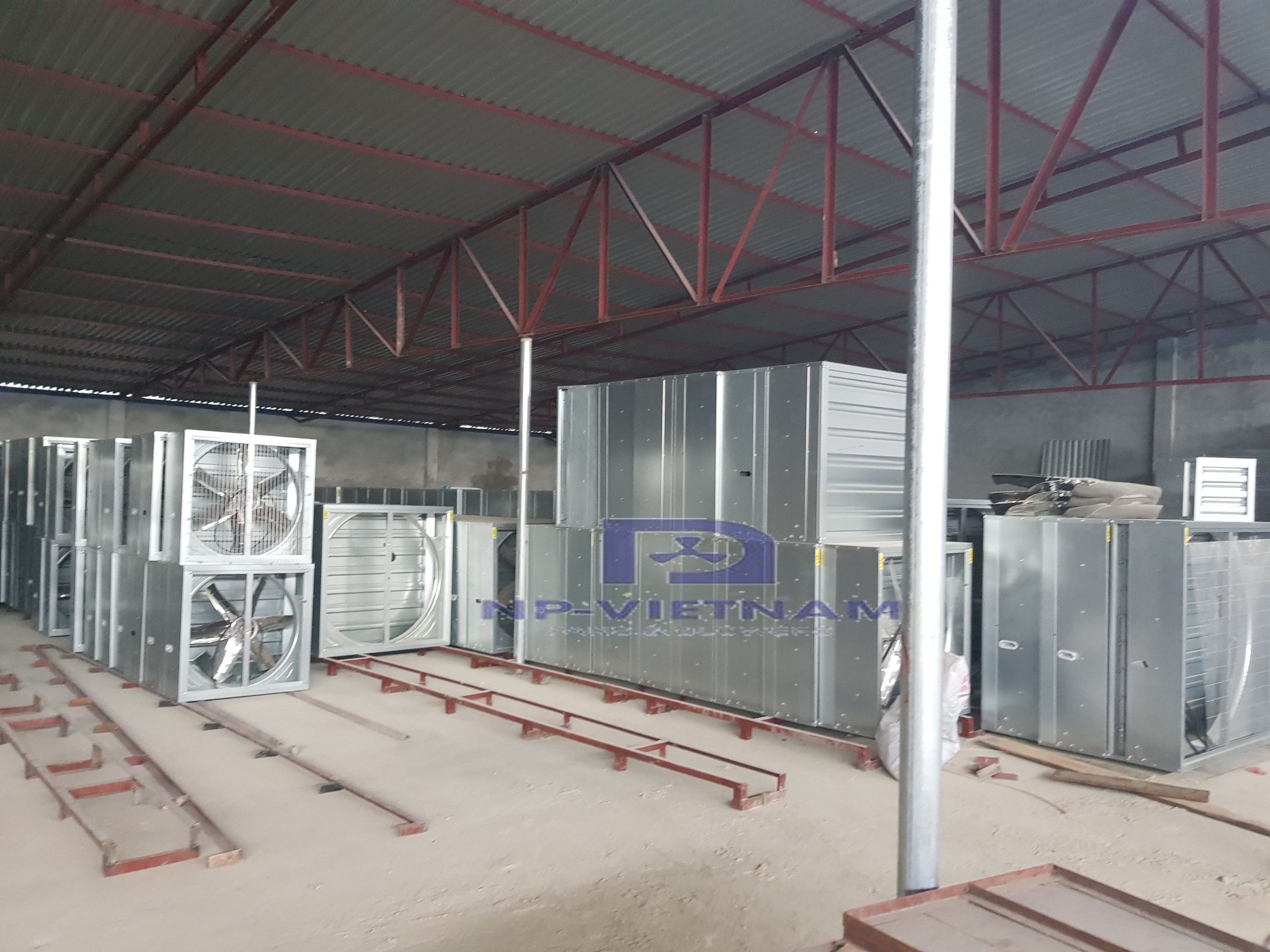 Quạt hút công nghiệp vuông NAKO 1380x1380