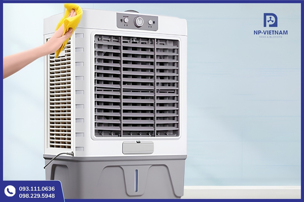 Vệ sinh từng bộ phận giúp quạt luôn sạch sẽ, hạn chế mùi hôi và duy trì hiệu suất ổn định