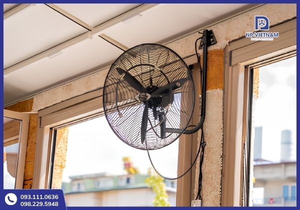 Đặc điểm của quạt công nghiệp treo tường