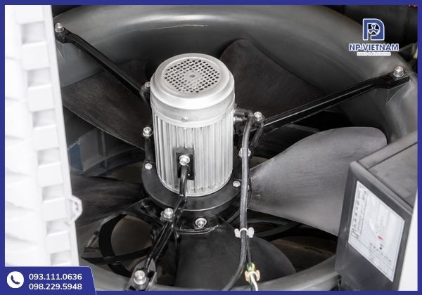 Lỗi có thể phát sinh do motor quạt gặp sự cố quá tải hoặc hư hỏng cuộn dây